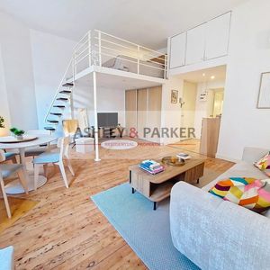 Property in Carre d'Or