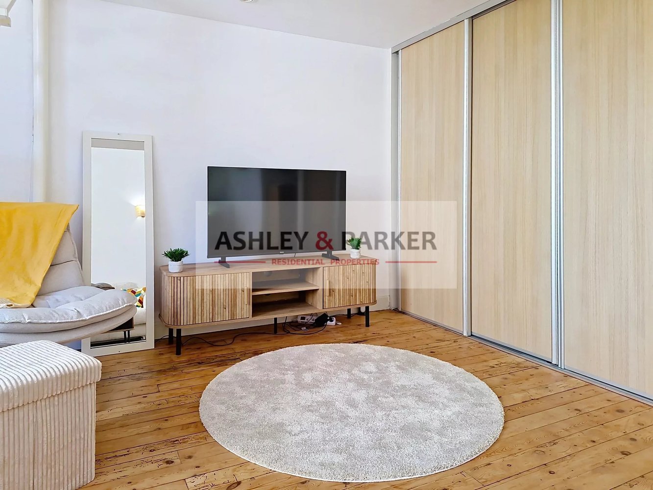 Property photo in Carre d'Or