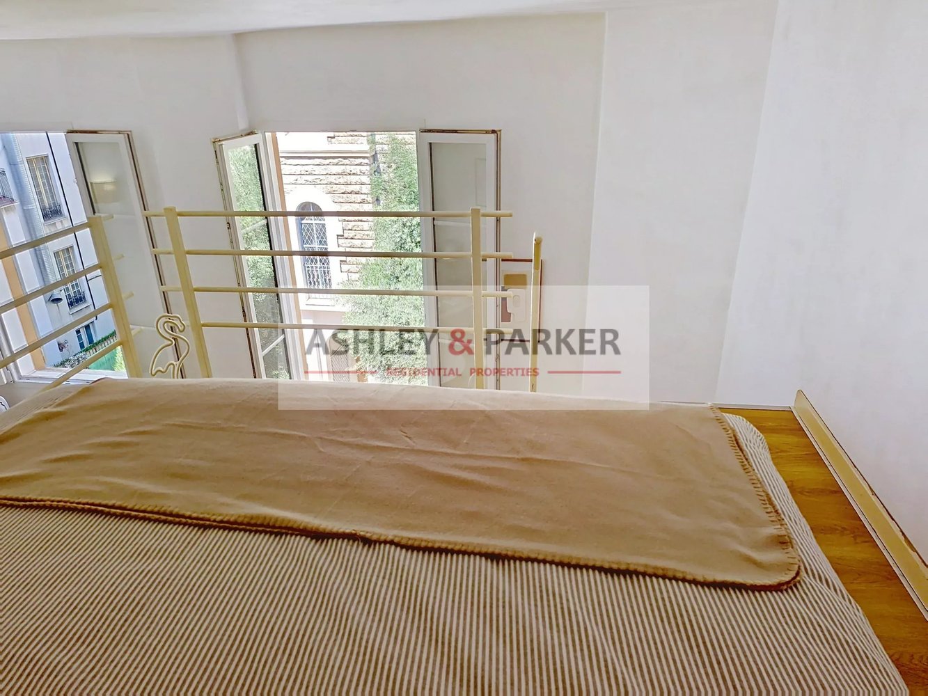 Property photo in Carre d'Or