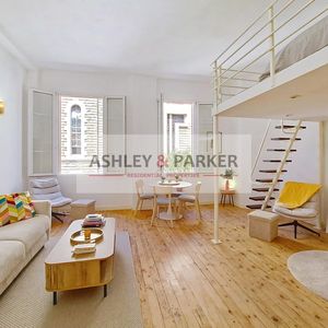 Property in Carre d'Or