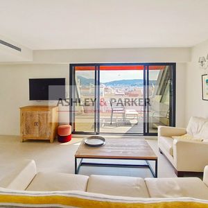 Property in Carre d'Or