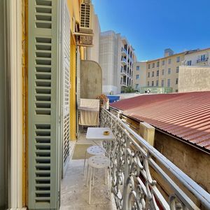 Property in Carre d'Or