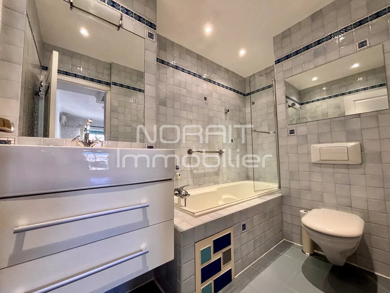 Property photo in Carre d'Or