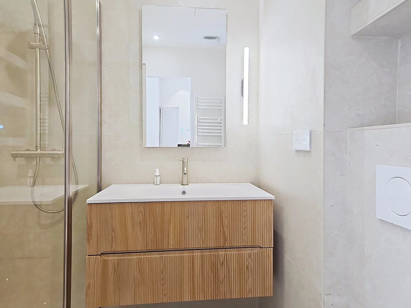 Property photo in Carre d'Or