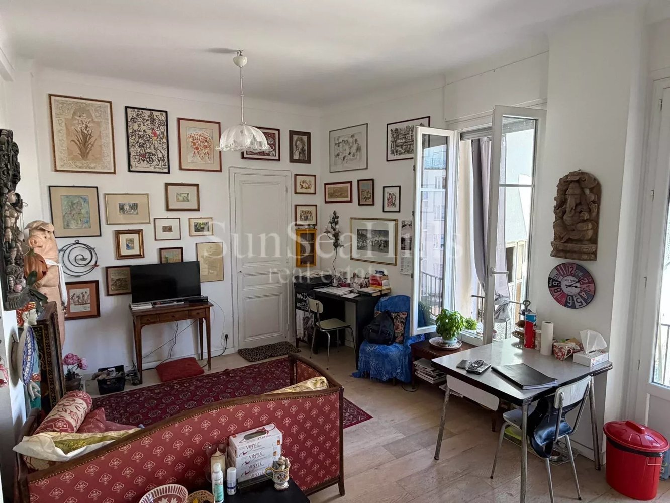 Property photo in Carre d'Or
