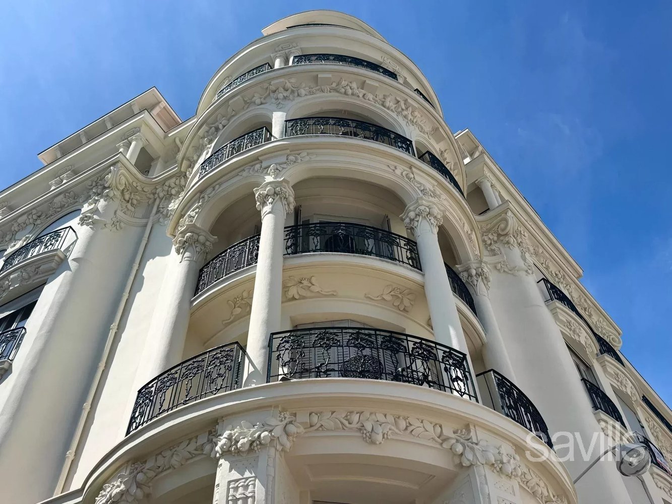 Property photo in Carre d'Or