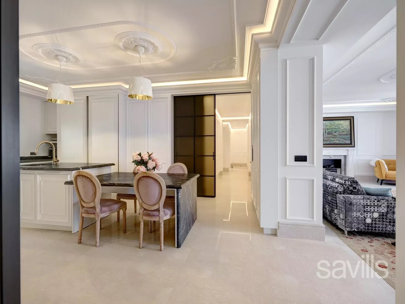 Property photo in Carre d'Or
