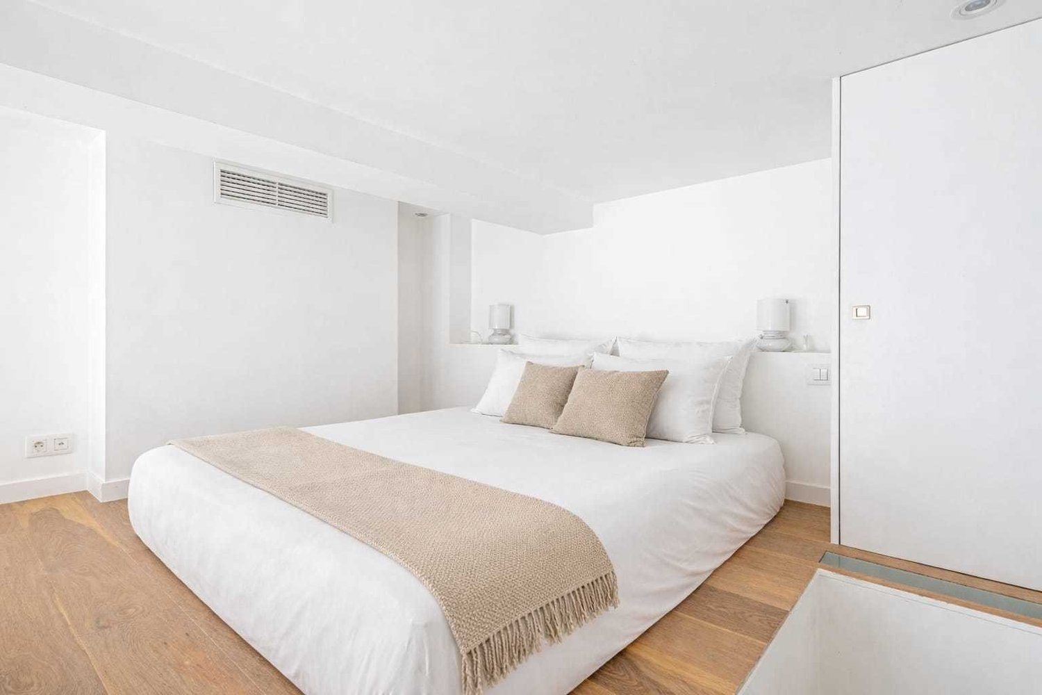 Property photo in Carre d'Or