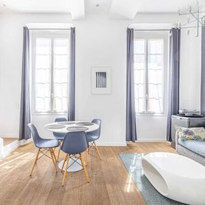 Property in Carre d'Or