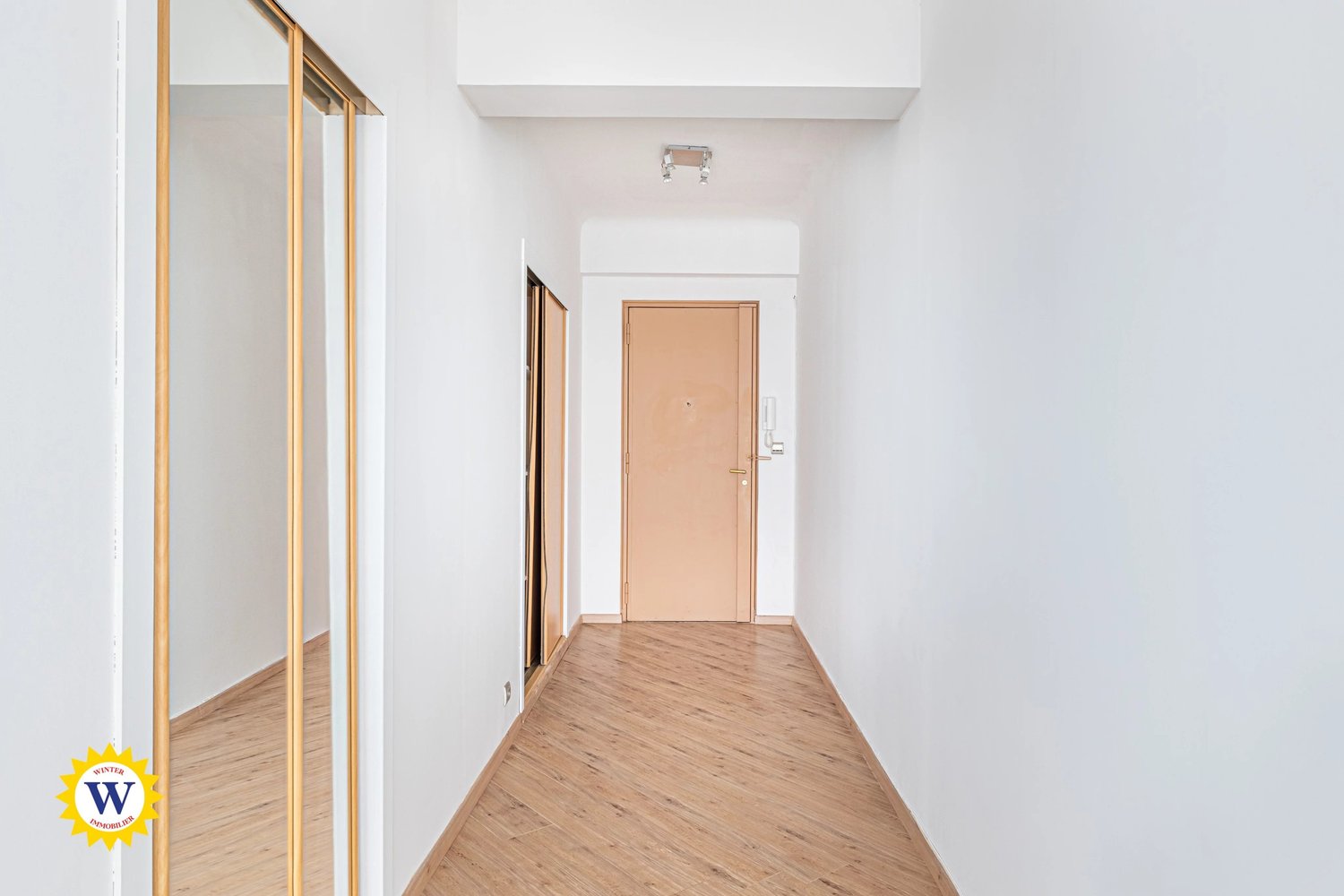 Property photo in Carre d'Or