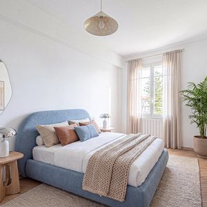 Property in Carre d'Or