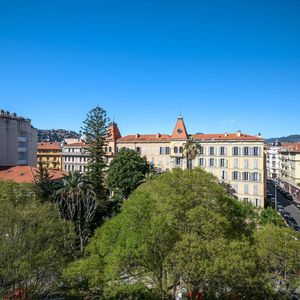 Property in Carre d'Or