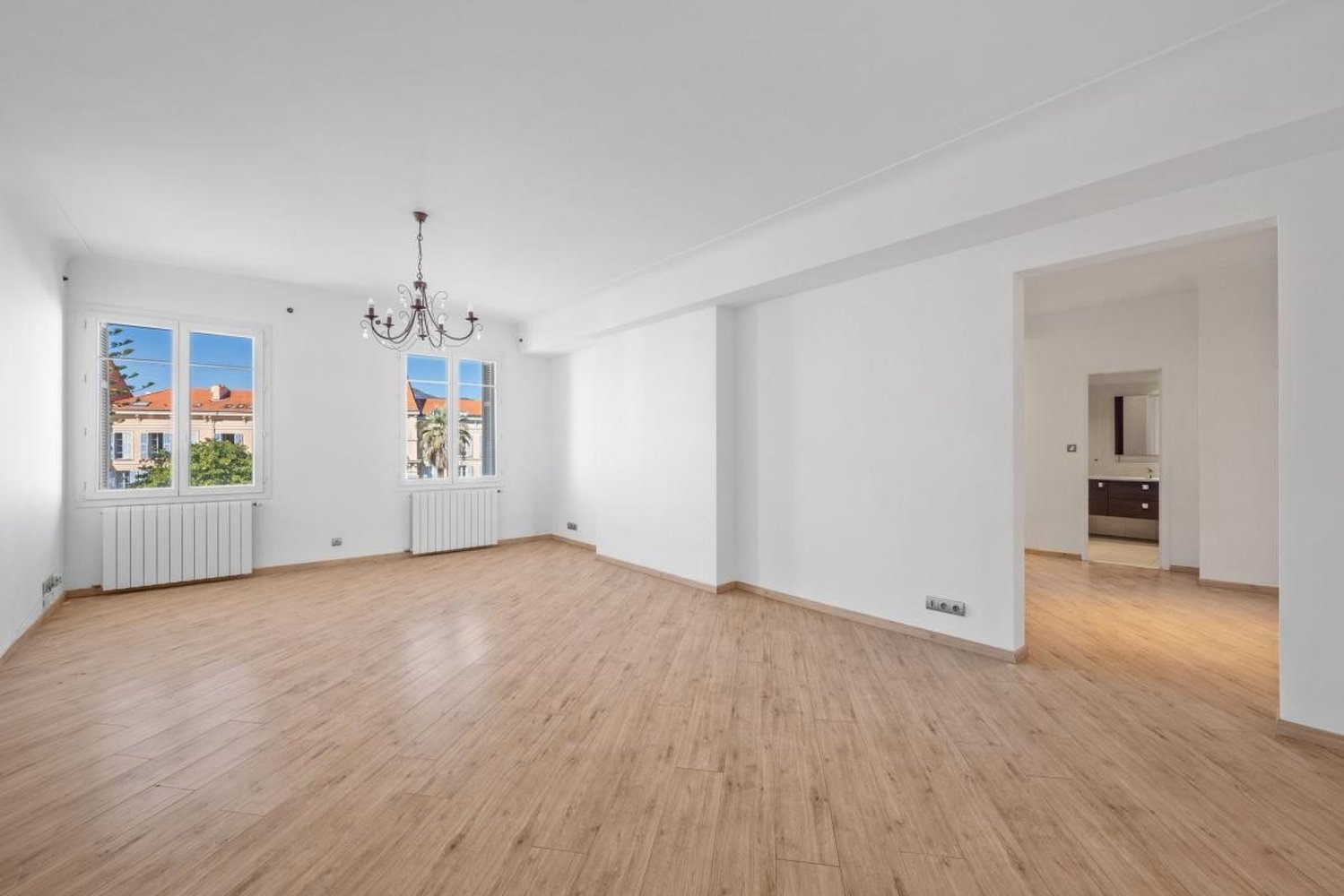 Property photo in Carre d'Or