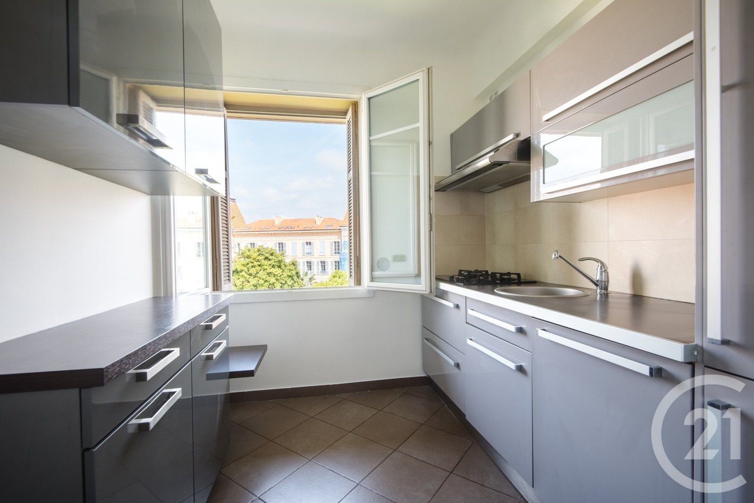 Property photo in Carre d'Or
