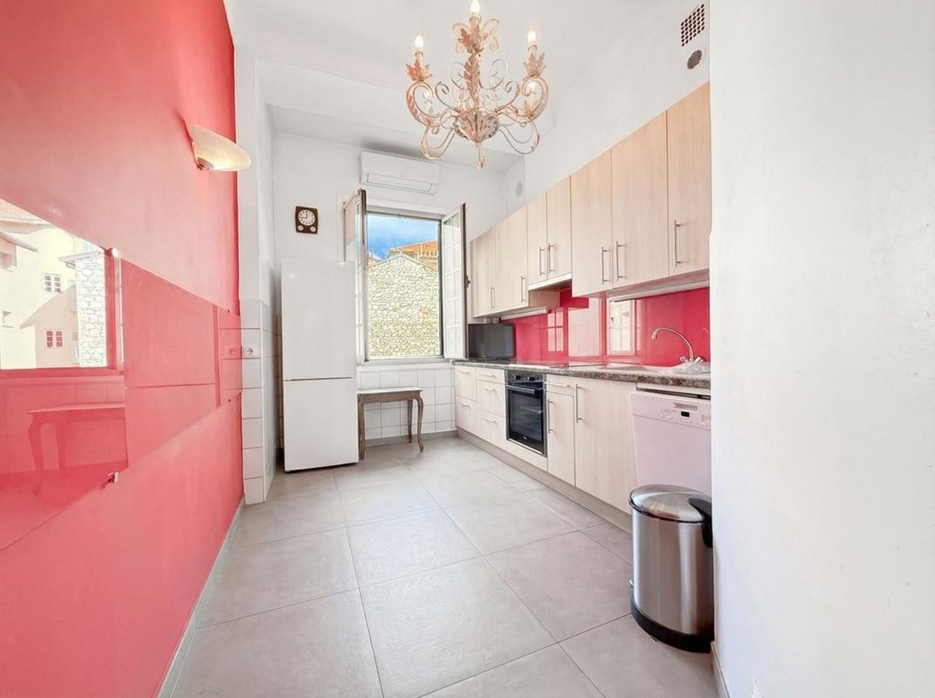 Property photo in Musicians Quarter