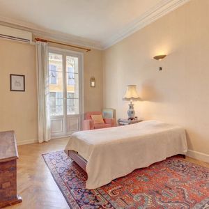 Property in Musicians Quarter