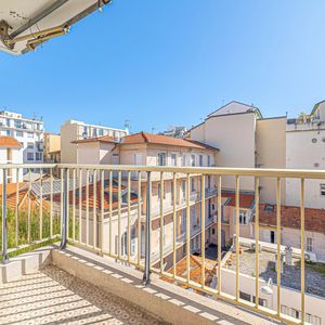 Property in Musicians Quarter