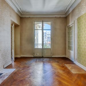 Property in Musicians Quarter