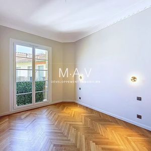 Property in Musicians Quarter