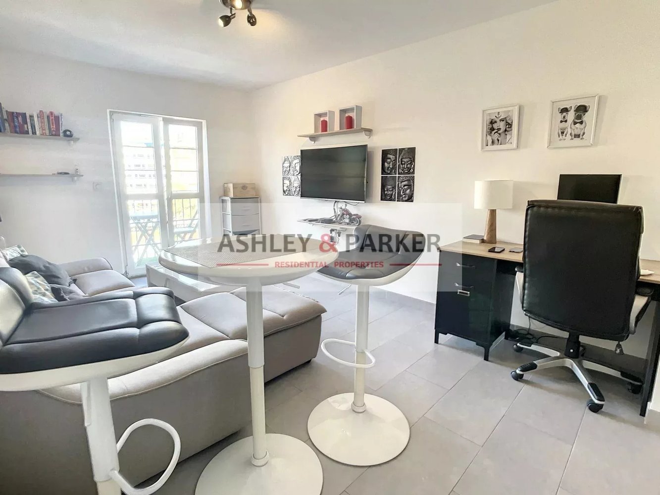 Property photo in Old Town