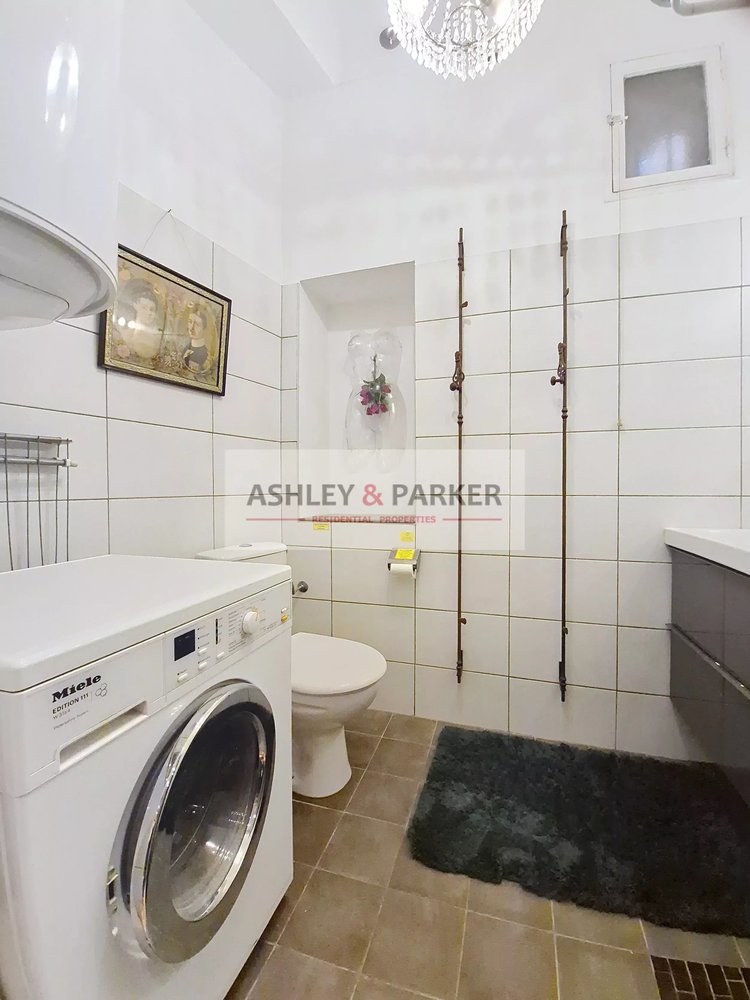 Property photo in Old Town