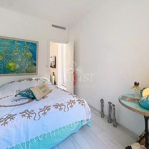 Property in Old Town