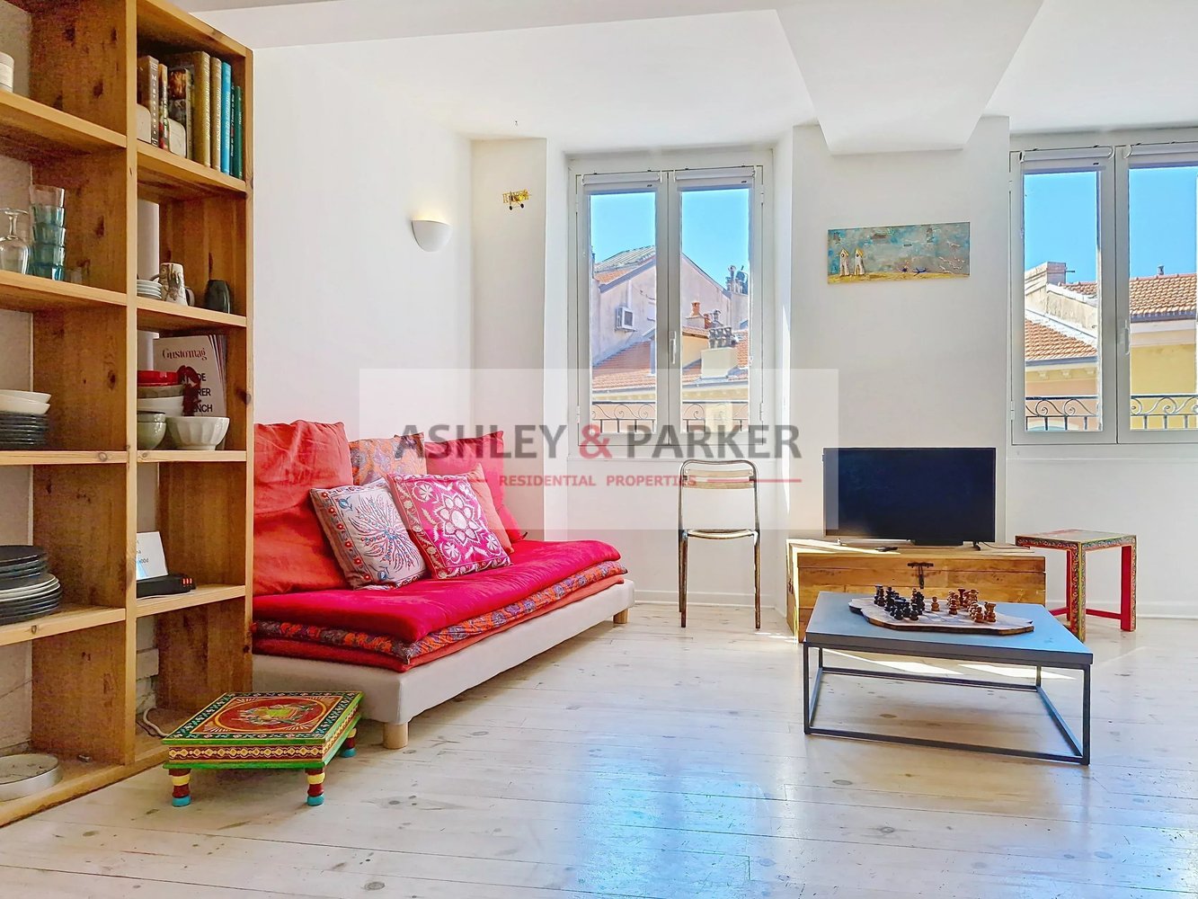 Property photo in Port