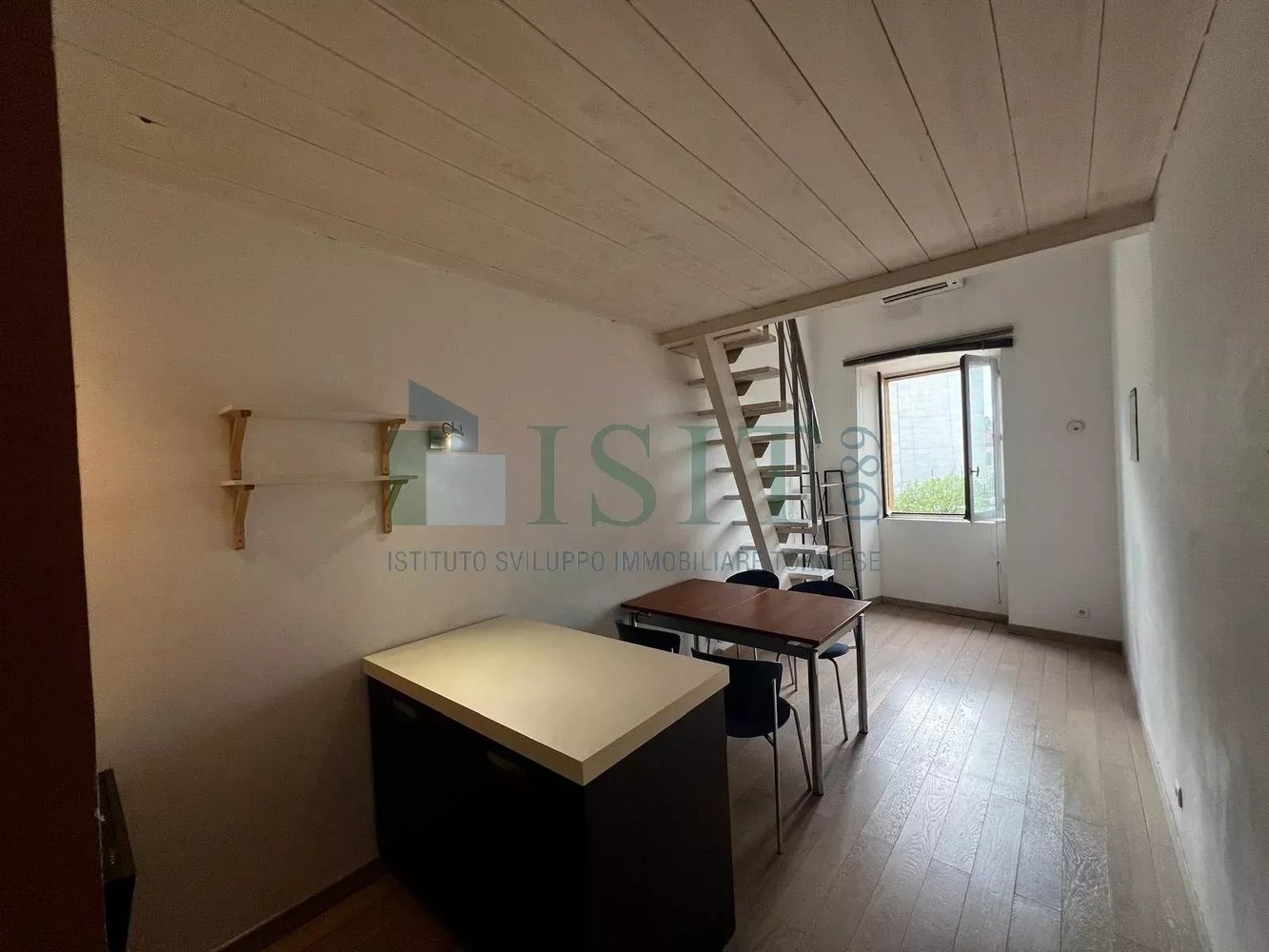 Property photo in Port