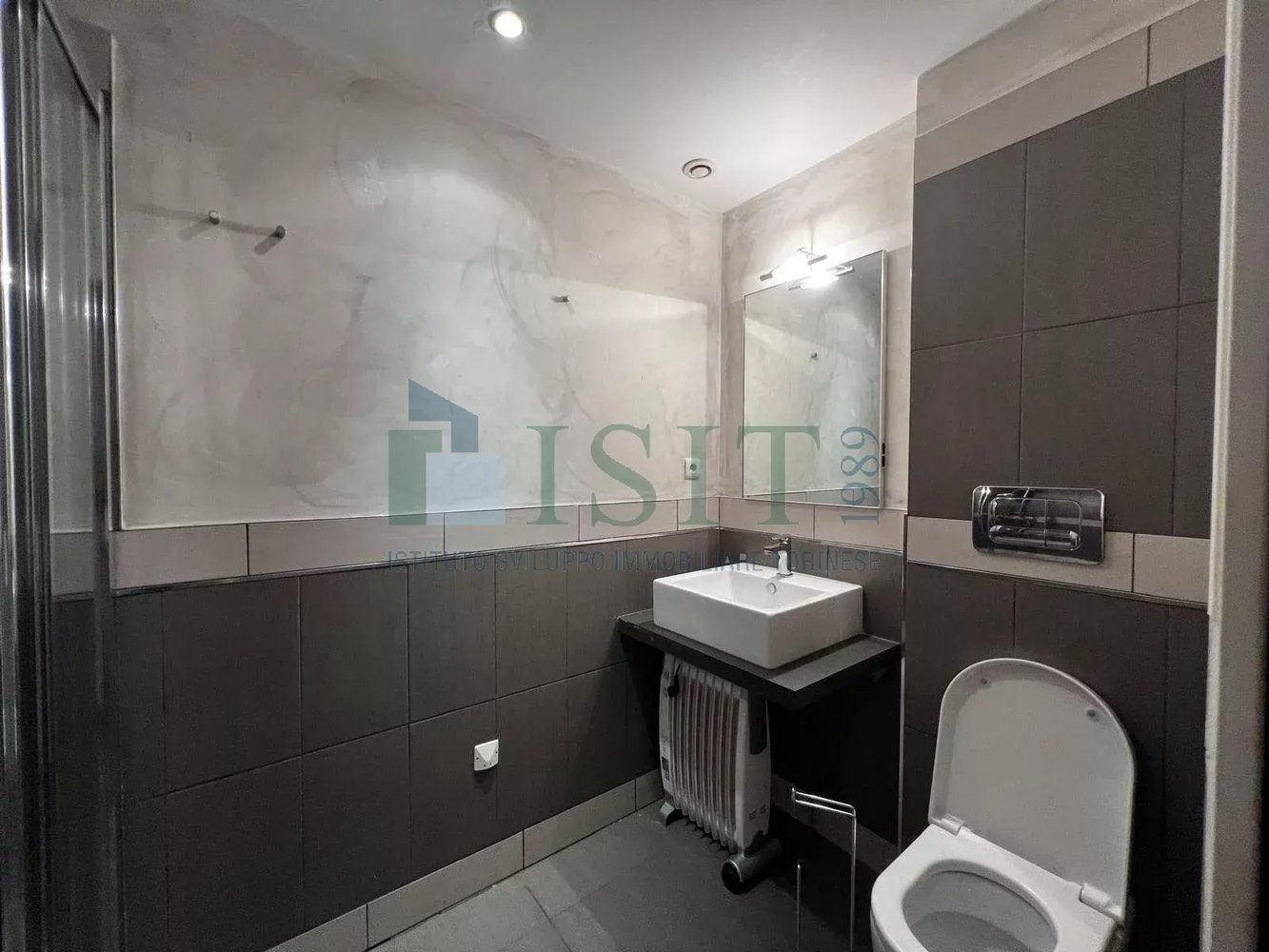 Property photo in Port