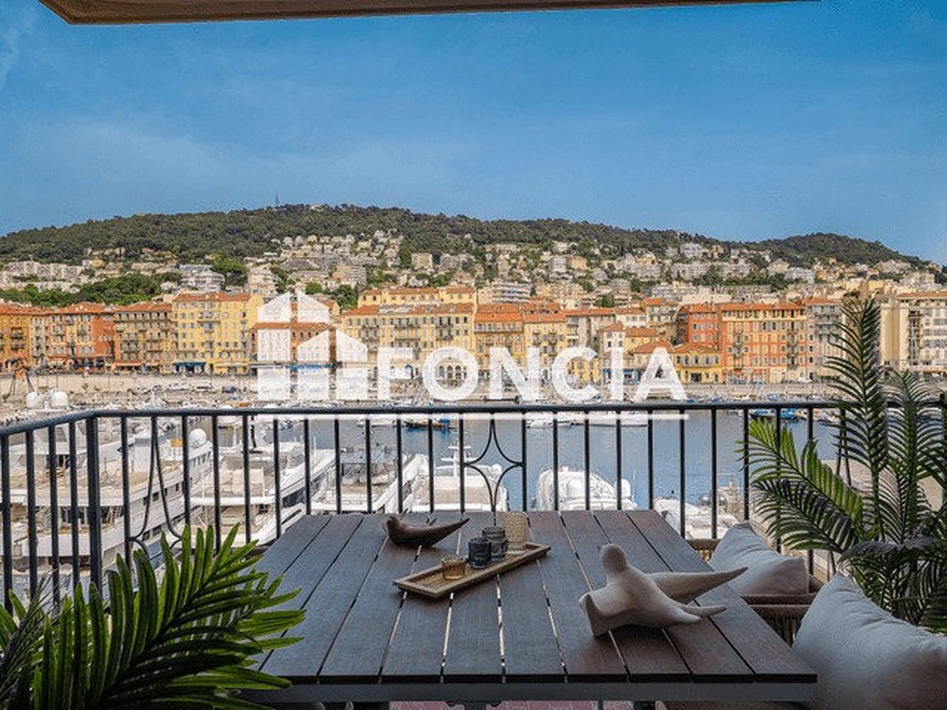 Property photo in Port