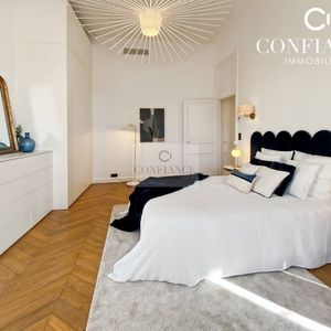 Property in Carre d'Argent