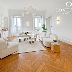Property in Carre d'Argent
