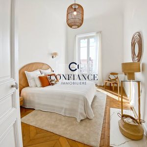 Property in Carre d'Argent