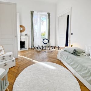 Property in Carre d'Argent