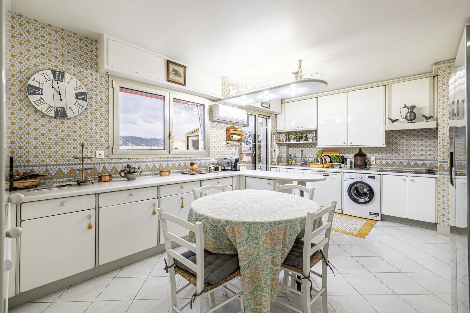 Property photo in Carre d'Argent