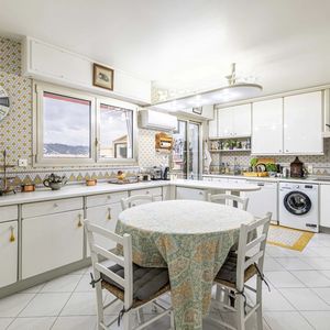 Property in Carre d'Argent