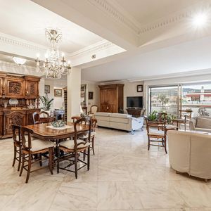 Property in Carre d'Argent
