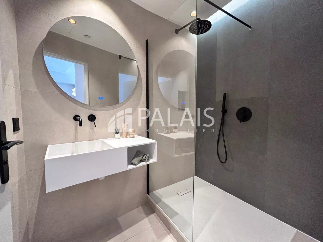 Property photo in Carre d'Argent