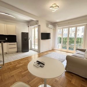 Property in Carre d'Argent