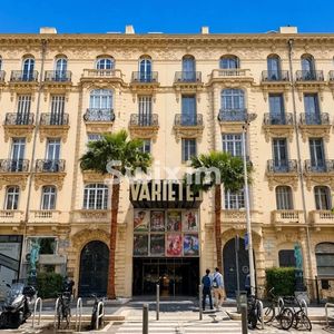 Property in Carre d'Argent