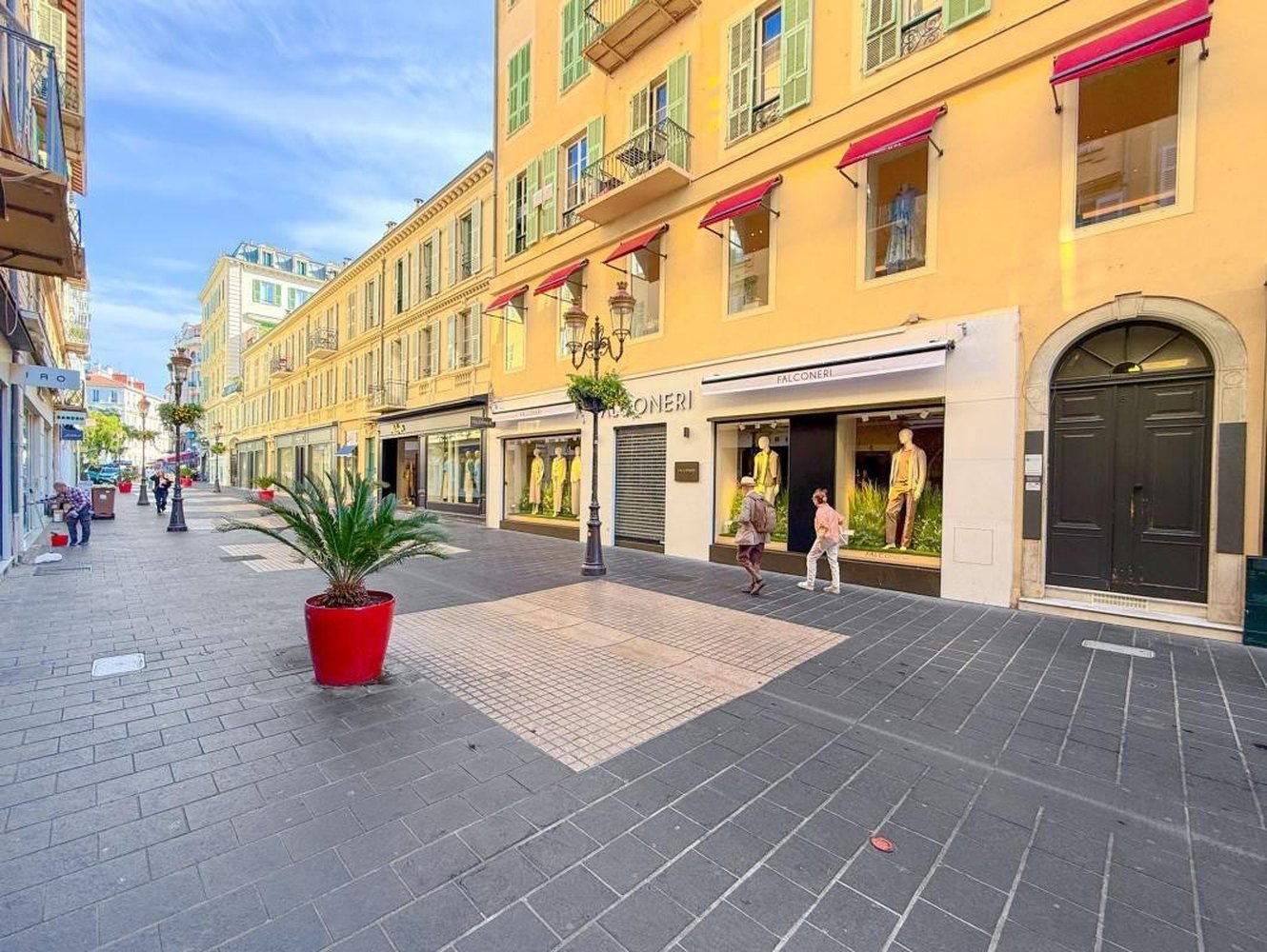 Property photo in Carre d'Argent