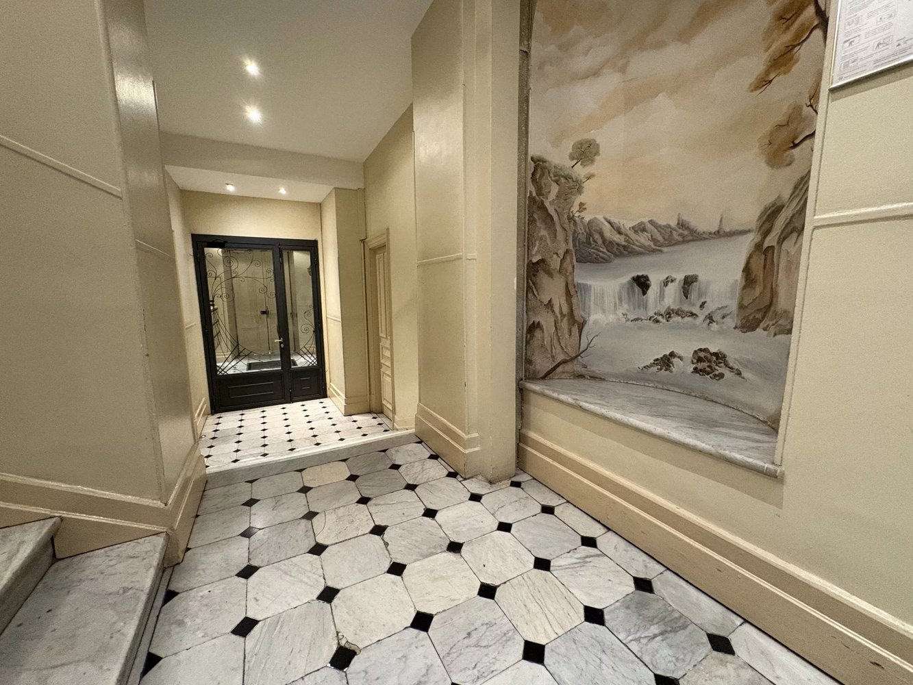 Property photo in Carre d'Argent