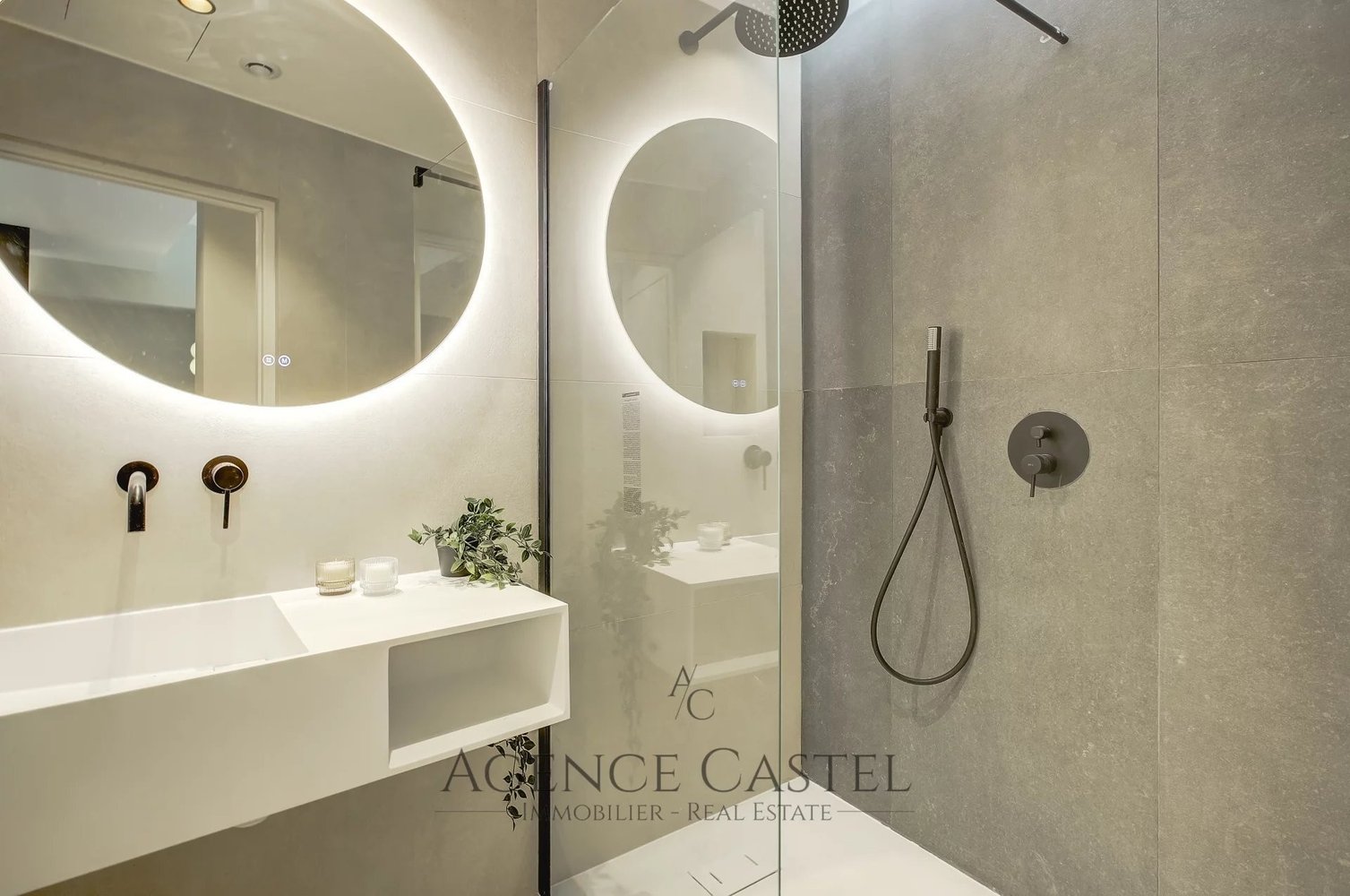 Property photo in Carre d'Argent