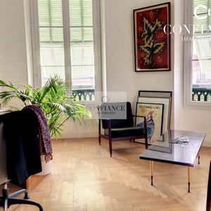 Property in Carre d'Argent