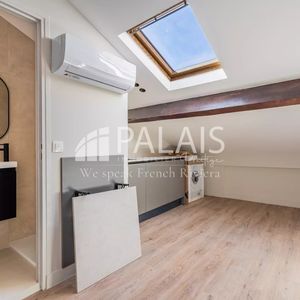 Property in Carre d'Argent