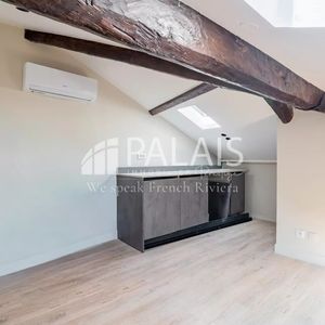 Property in Carre d'Argent