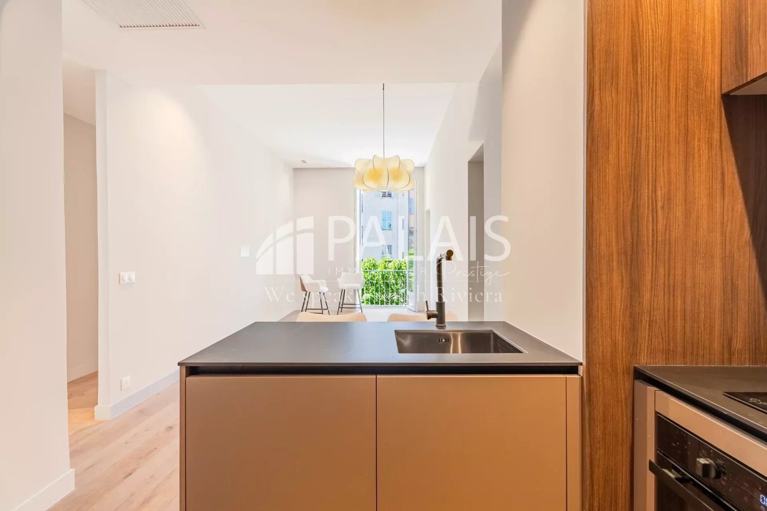 Property photo in Carre d'Argent