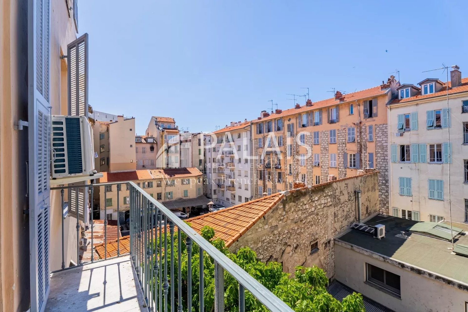 Property photo in Carre d'Argent