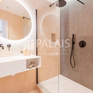 Property in Carre d'Argent