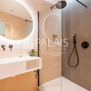 Property in Carre d'Argent